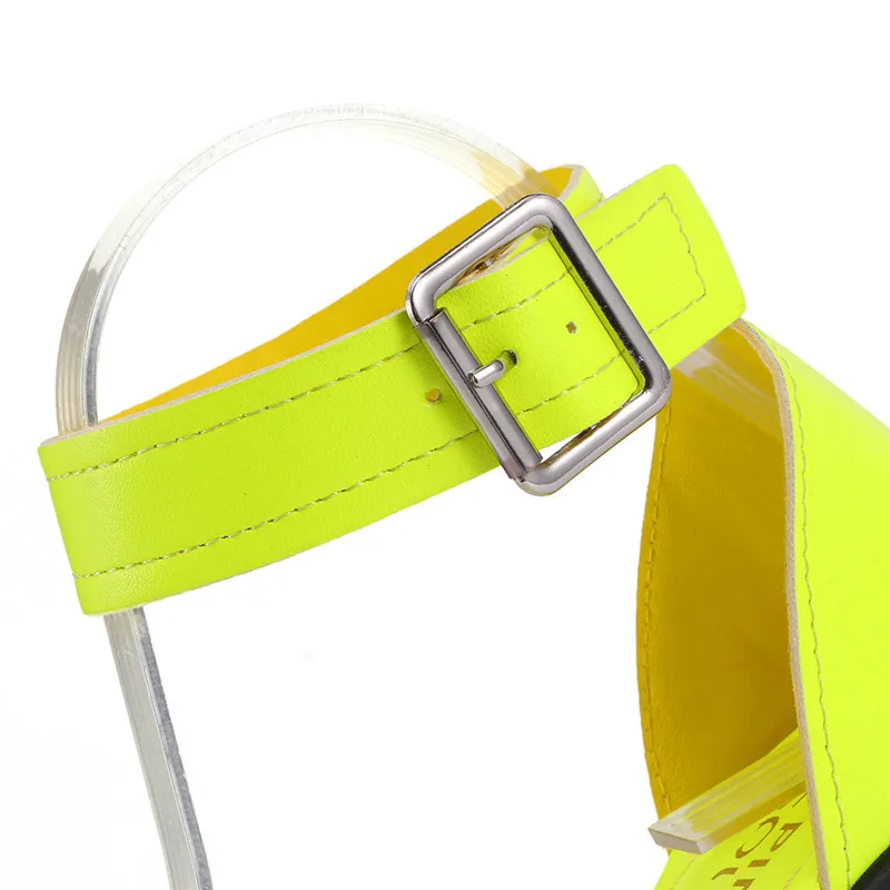 Женские босоножки неонового зеленого цвета женские на высоком каблуке яркие