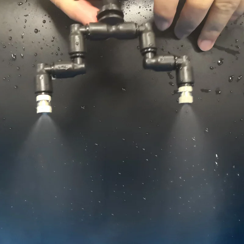 

Reptile Adjustable Watering Fogger Mister With Quick-attach Nozzle（0.3mm) Connect With 1/4'' Pipe 1/2/3/4 Head