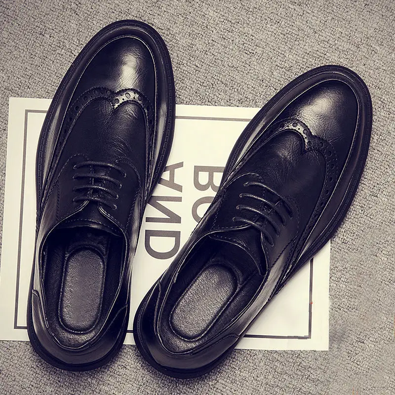 

Autumn society British black casual small leather men's genuine Korean version of the trend young Bullock carved men's shoes