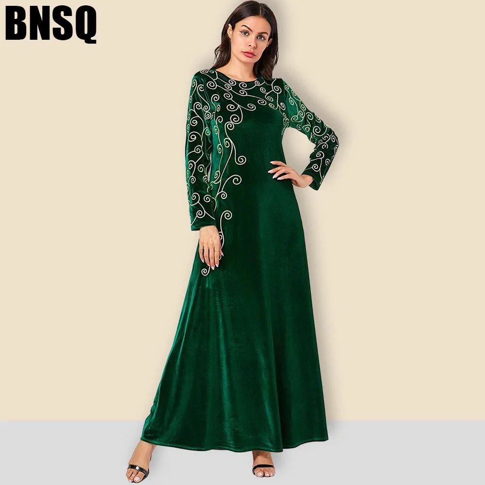 Бархатное длинное платье темно синее элегантное этническое с вышивкой Женское