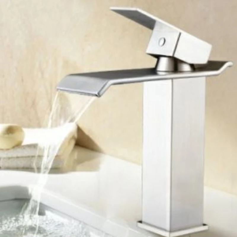 

High Quality Multifunctional Waterfall Hot And Cold Basin Faucet
