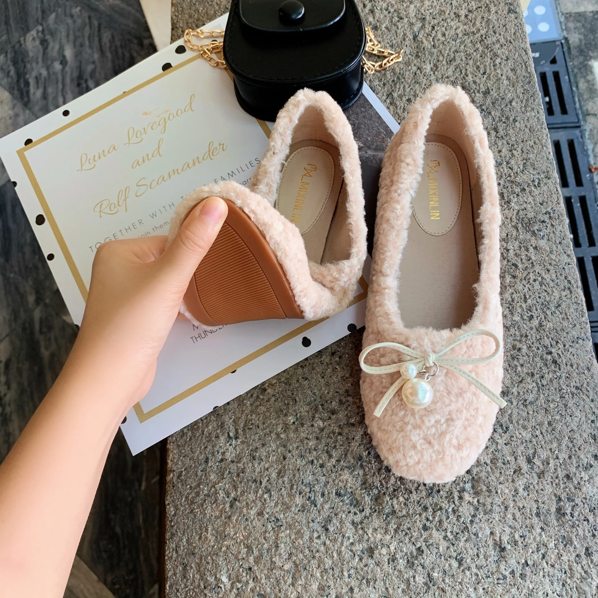 

Women Shoes Autumn Round Toe Modis Casual Female Sneakers Loafers Fur Flats Bow-Knot Shallow Mouth Fall 2020 New Dress Loafers