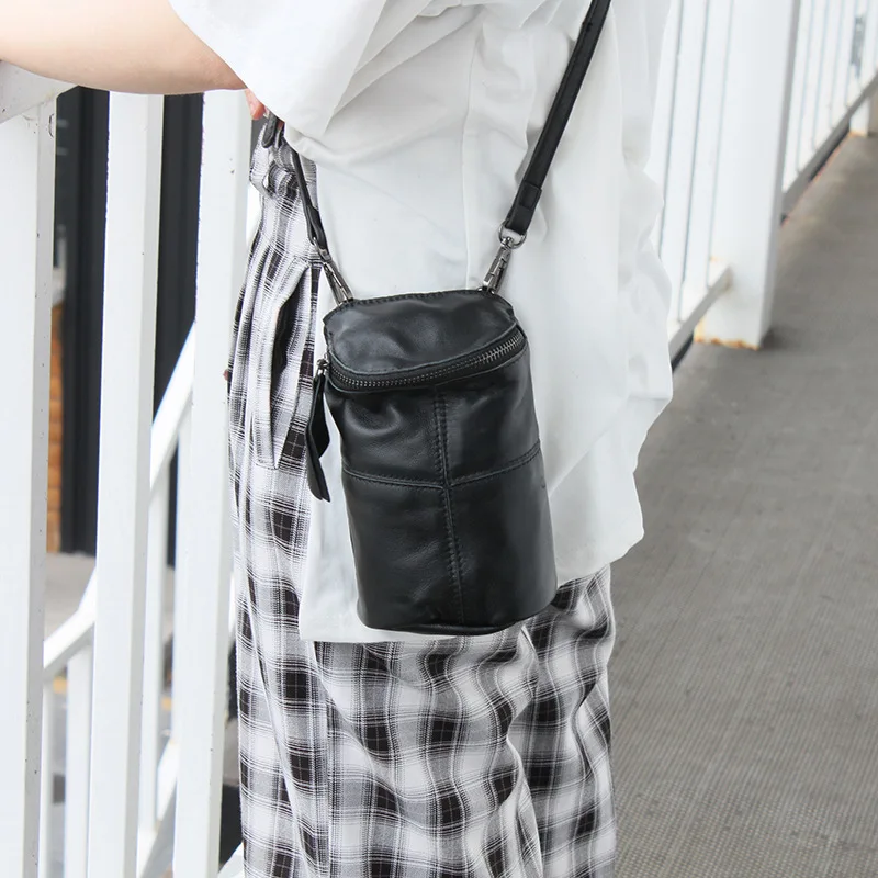 

Genuine Sheepskin Mobile Phone Bag 2021 New Leather Sheepskin Shoulder Messenger Bag Belt Bag Zipper Bag Trend for Men and Women