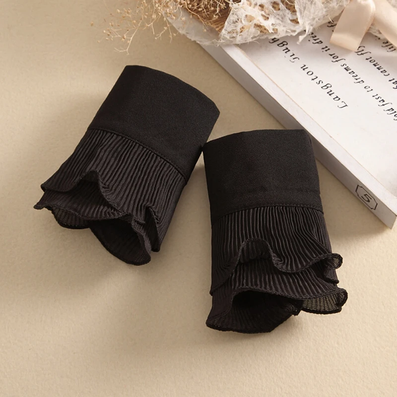

Fashion White Black Apparel Accessories Spring Arm Warmers Women Fake Arm Sleeves Organ Cuff Pleated Horn Cuffs Wholesale