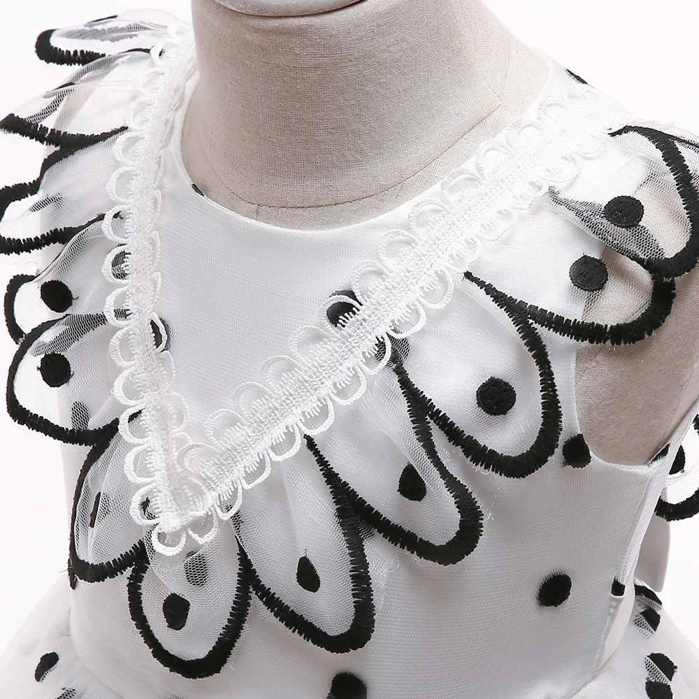 Новое поступление Детские дизайнерские брендовые праздничные костюмы на день