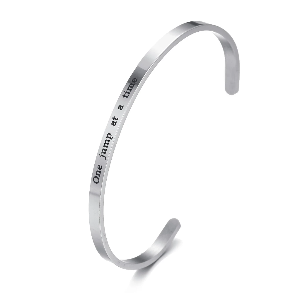 Один прыжок в то время мода пословица браслет посеребренный Браслет манжета