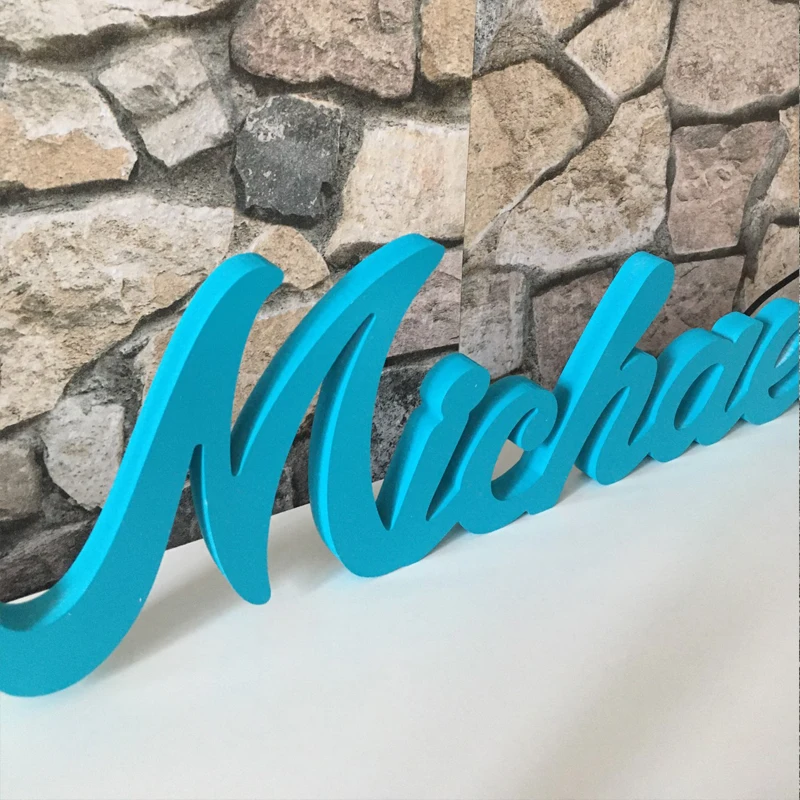 Деревянный знак имени ребенка на заказ настенное украшение для детского сада