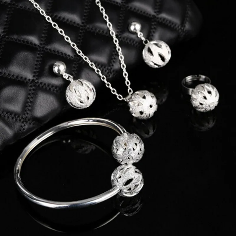 Комплект ювелирных изделий из шара с золотым и серебряным покрытием Ожерелье