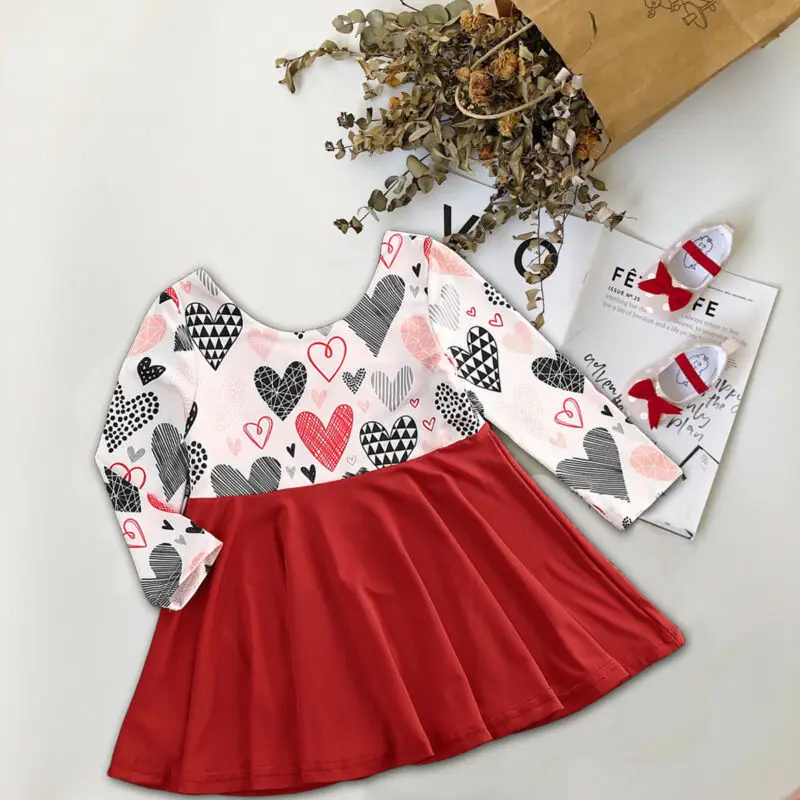 Детское лоскутное платье с геометрическим рисунком сердечек длинным рукавом и