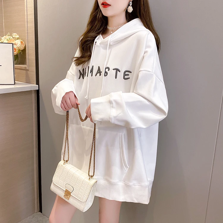 

Make winter new han edition of super fire cec hooded letters printing loose hair thickening fleece single female