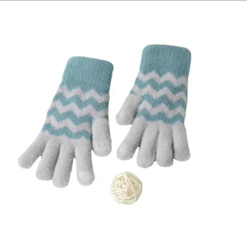 

Men's and women's outdoor new style 2021 cute striped color matching retro thickening couple autumn and winter woolen gloves
