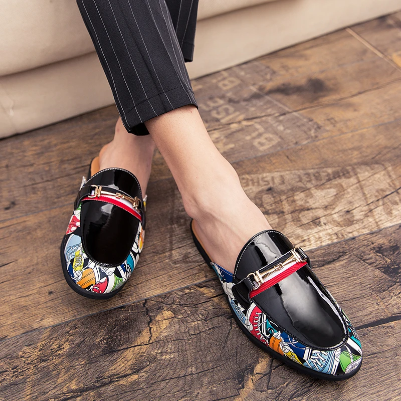 

Popular Youth Fashion Men Shoe Black White Half slippers Mens Brand Fashion Pu Leather Men Shoes Half Drag Casual Shoes For Male