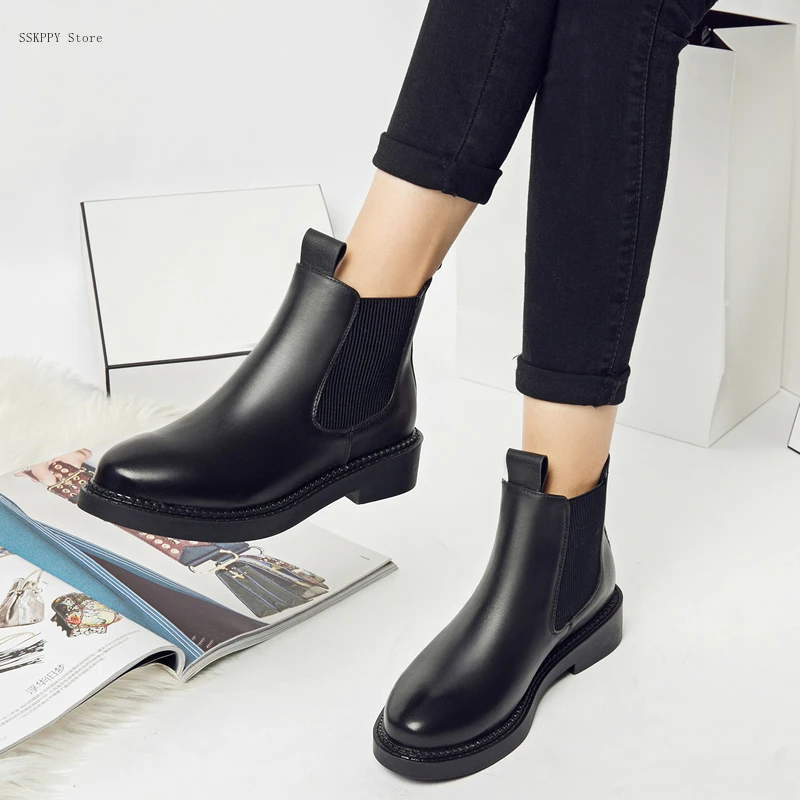 New Women's Fashion Chelsea Boots Autumn and Winter Outdoor Cowboy Leather Shoes Autumn and Winter Boots Thick-soled Ankle Boots