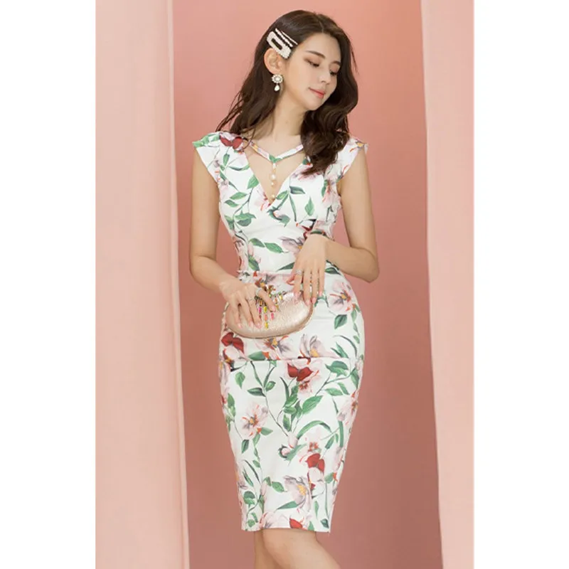 

High-End Temperament V-Neck Slim Mid-Length Dress 2021 Summer New Style Printed Sexy Bag Hip Party Dress