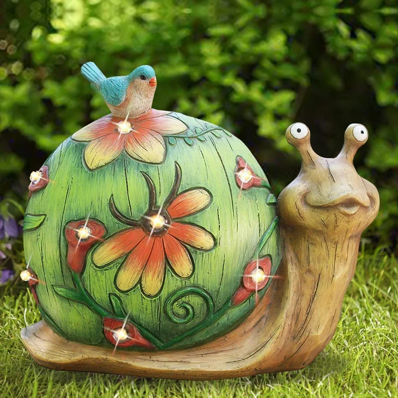 

Garden Statue Snail Figurine - Solar Powered Resin Animal Sculpture, Winter Decorations, Patio Lawn Yard Art Ornaments