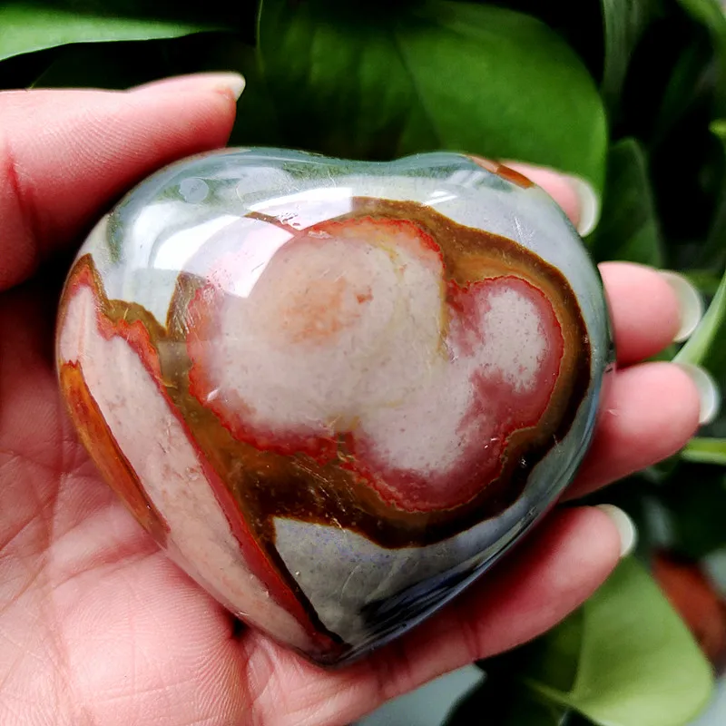 

AAA Natural sea stone heart crystal stone mineral specimen crystal stonLove ornament