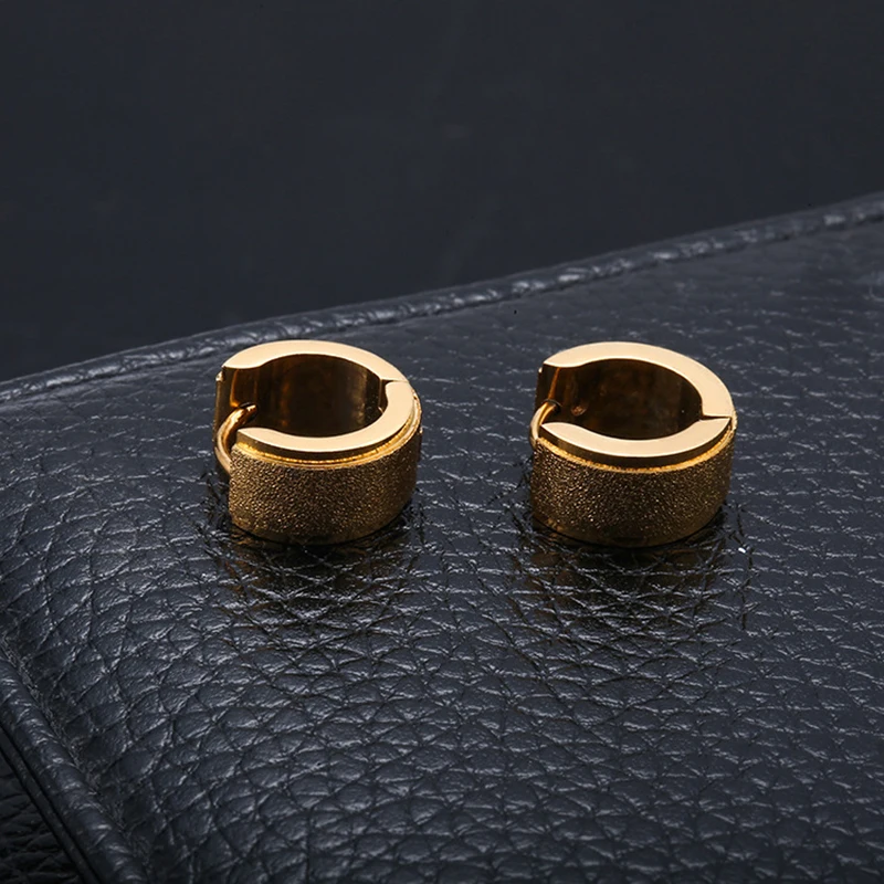 

Stainless Steel Stud Earrings For Men and Women Classic Simple Frosted Three-dimensional Hypoallergenic Fashion Round Earrings