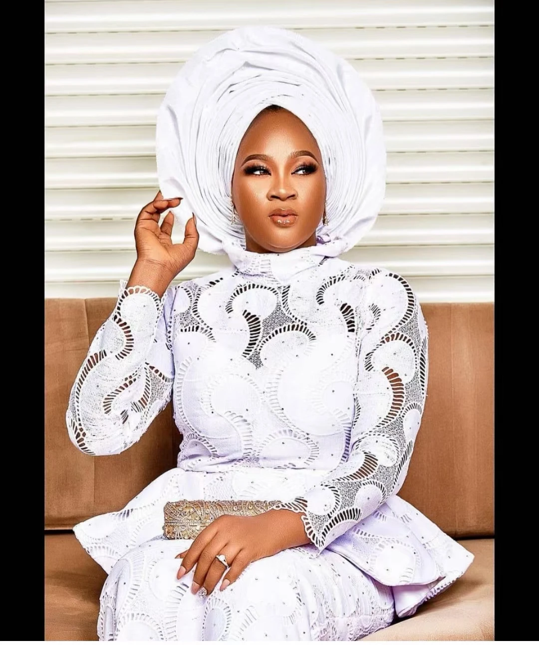 

Популярный Стиль, Новое поступление, гипюровая Кружевная Ткань 5 ярдов, Водорастворимая кружевная ткань для свадебного платья GZQX6171