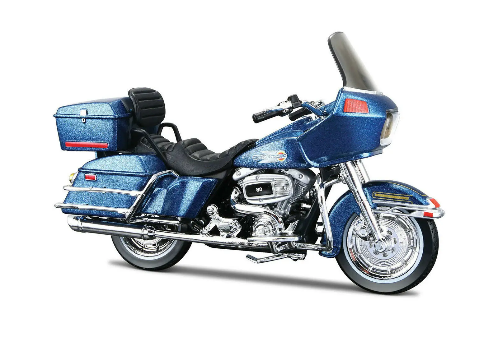

Модель мотоцикла Maisto 1:18 1980 FLT Tour Glide в коробке