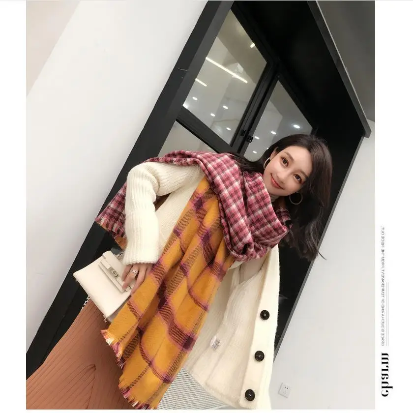 Шарф кашемировый Женский мягкий теплый зимний в клетку с кисточками Корейском