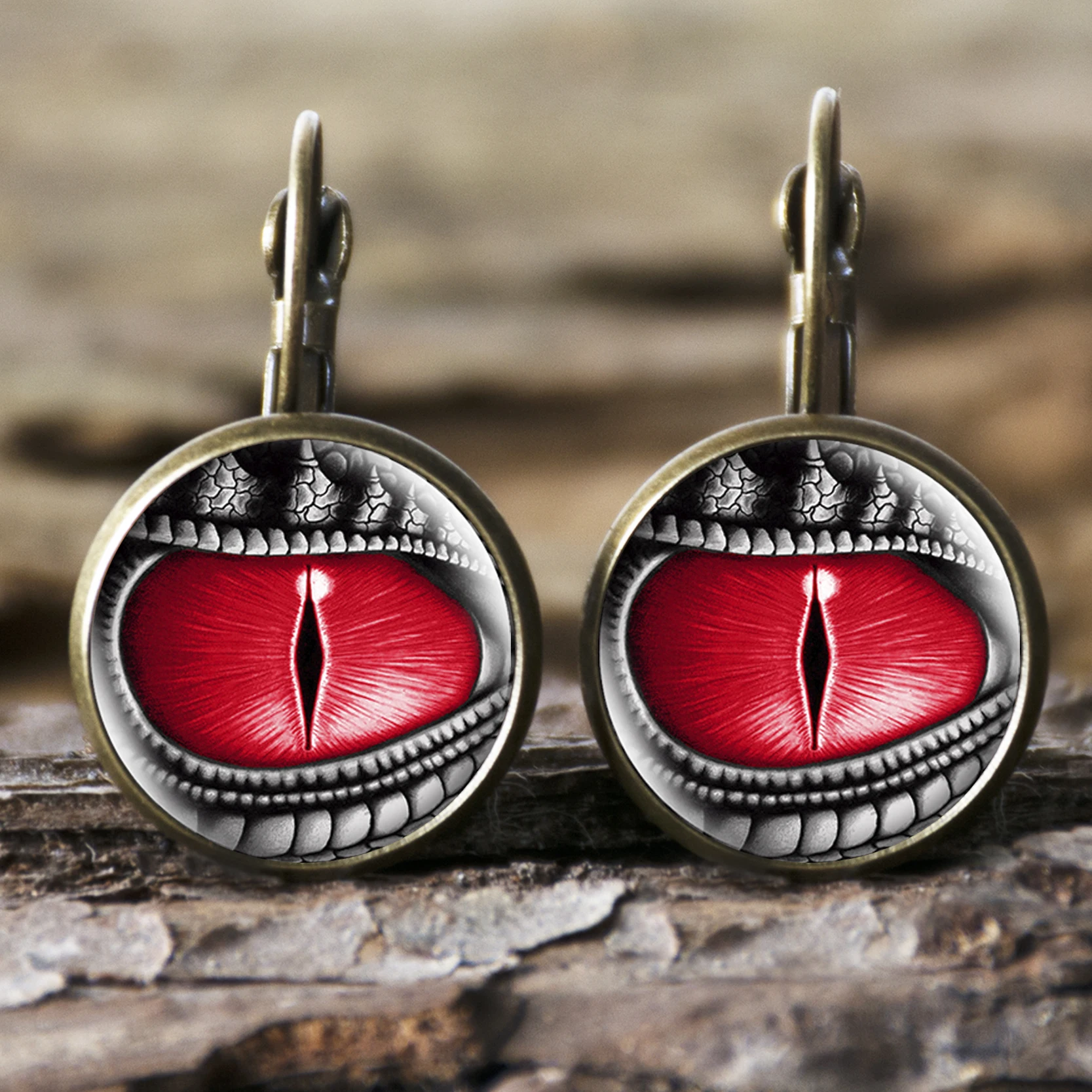 NEW Unique Ladies Dragon Eyes Round Earrings Glass Cabochon Hook Antique Bronze Jewelry Dia 16mmx16mm | Украшения и аксессуары