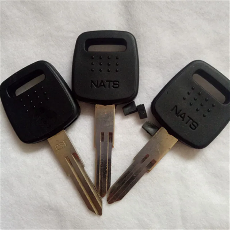 

DAKATU 5PCS Transponder Blank Car Key shell Replacement Fob Key Case for Nissan A32 bluebird transponder key shell