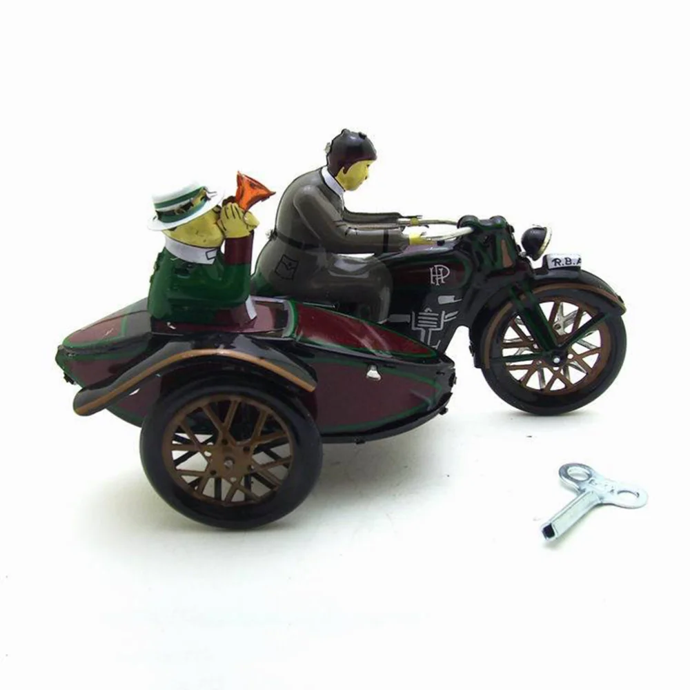 

1pc Motor Tricycle Tinplate Clockwork Model Photography Props