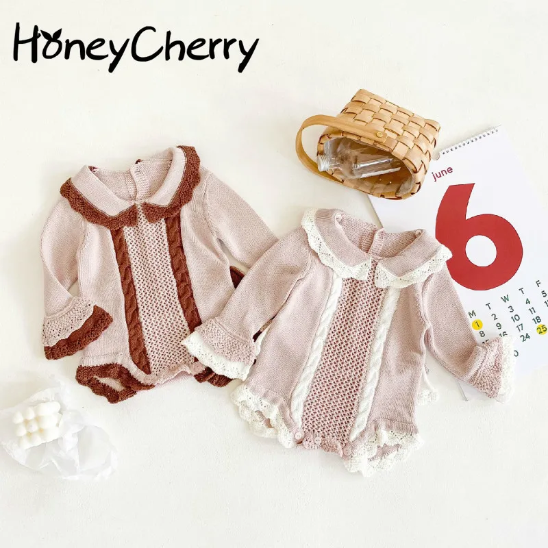 Осеннее детское боди с кукольным воротником и роговыми длинными рукавами