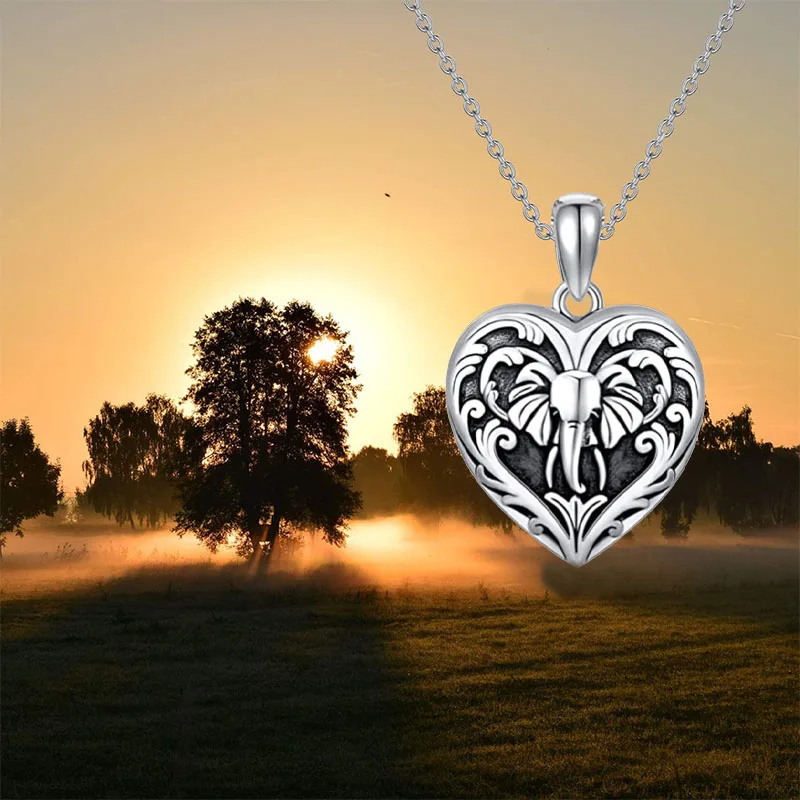 

Elephant Pendant Metal Heart Necklace Fashion Jewelry Aesthetic Luxury Accessories for Women Cheap Necklace for Women Unisex