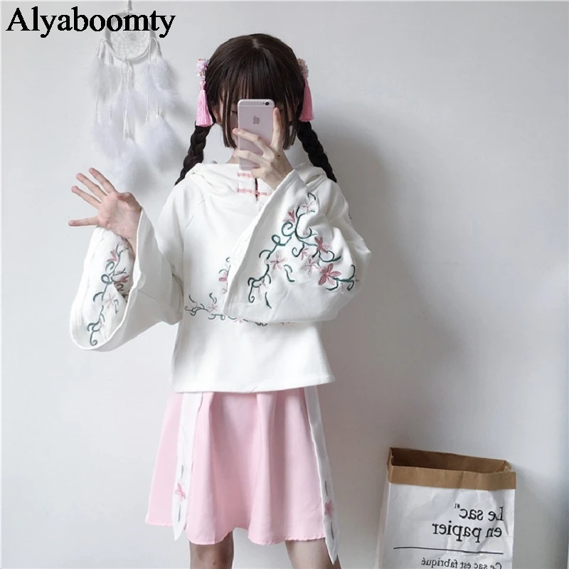 Женский короткий свитшот весна-осень стильная толстовка с капюшоном и цветочной