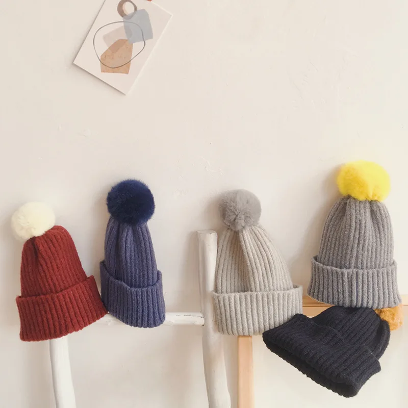 Gorro de punto con pomp&oacute;n para beb&eacute;, gorro c&aacute;lido para invierno, lana suave, Color s&oacute;lido, pomp&oacute;n de piel de conejo, 13 colores-2