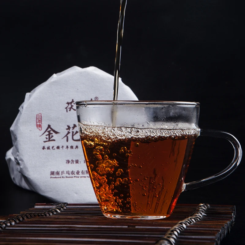 Hunan Anhua BaiLiang Cha Bing Bai Liang Hei Темный чай с золотыми цветами Хуа Хуан для похудения