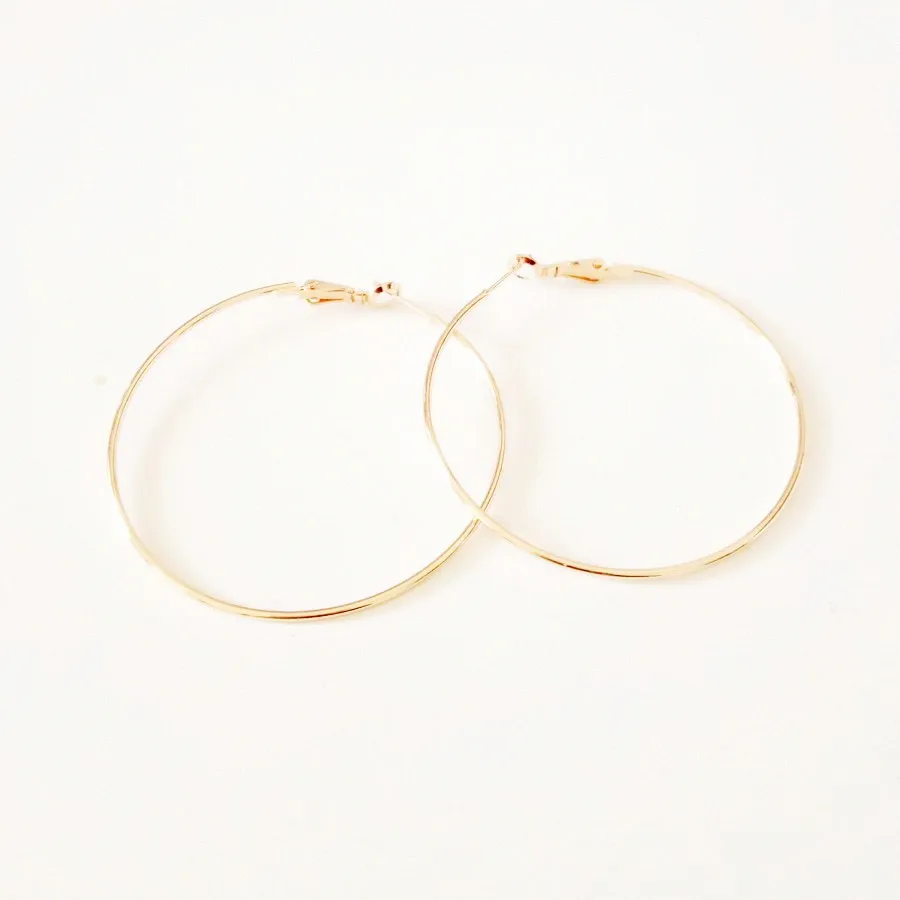 Серьги в виде колец для женщин модная новинка ювелирное изделие аксессуары