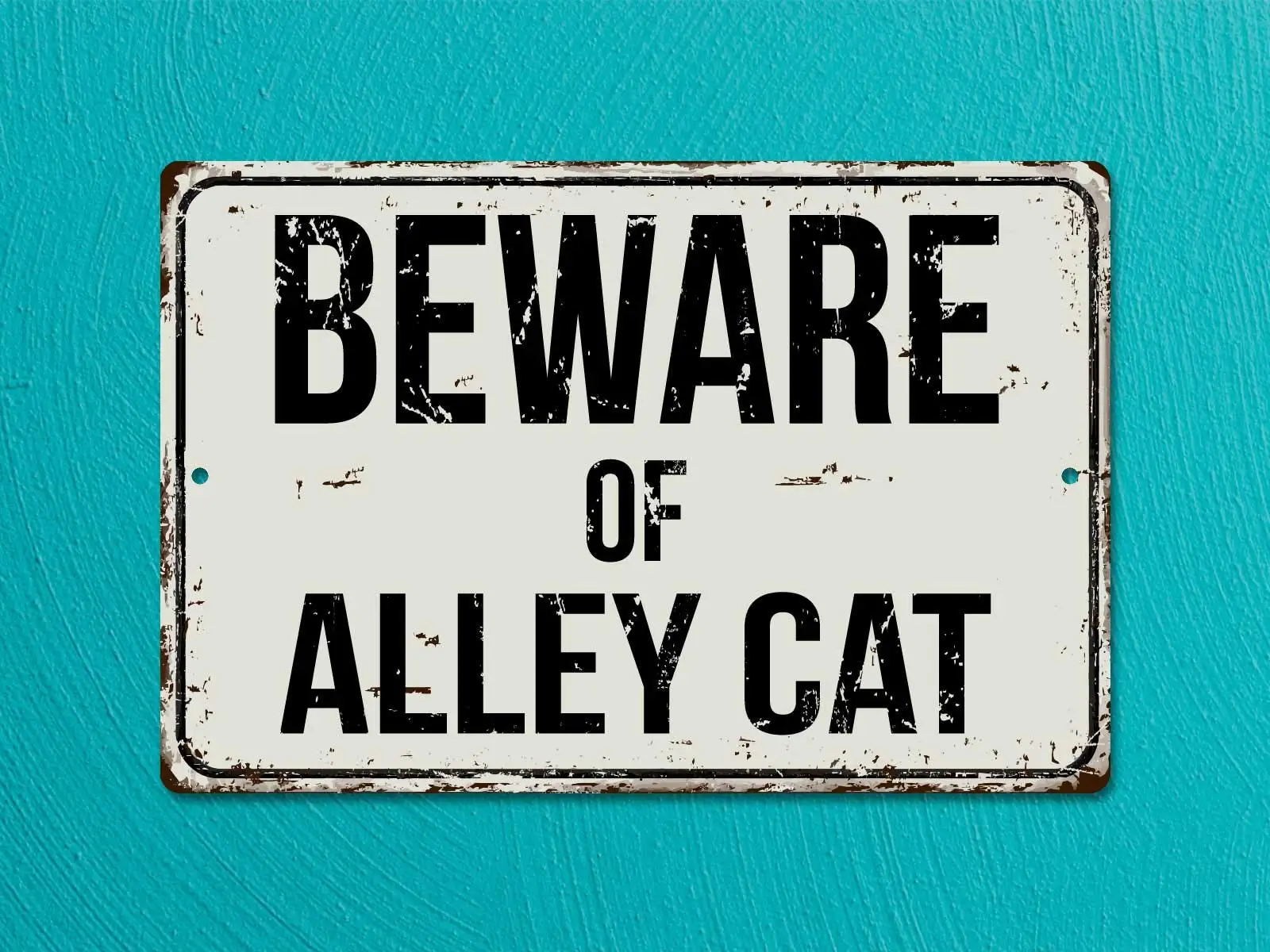 

Deerts 107VS Beware of Alley Cat 8” x 12” Vintage Aluminum Retro Metal Sign