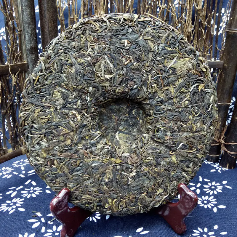 2008 год Meng Hai Ban Zhang King Banzhang Old TreePu erh Raw Shen Tea 357 г|Другие стаканы| |