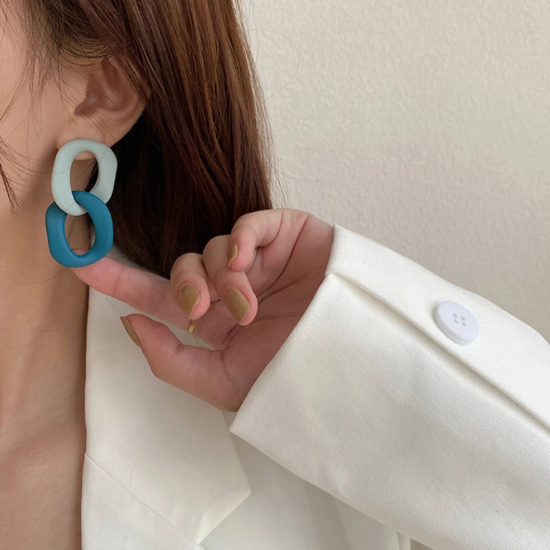 

2020 New Trendy Simple Retro Color Irregular Spray Paint Earrings Wild Design Earrings Jewelry Women