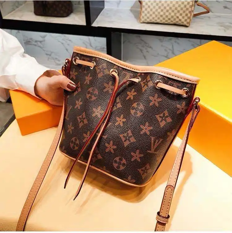 

41346 Mini Luxury Messenger Bag Designer Bags Ladies Mini Small Bag Summer Sand Beach Leather Women's Bag Bucket Bag