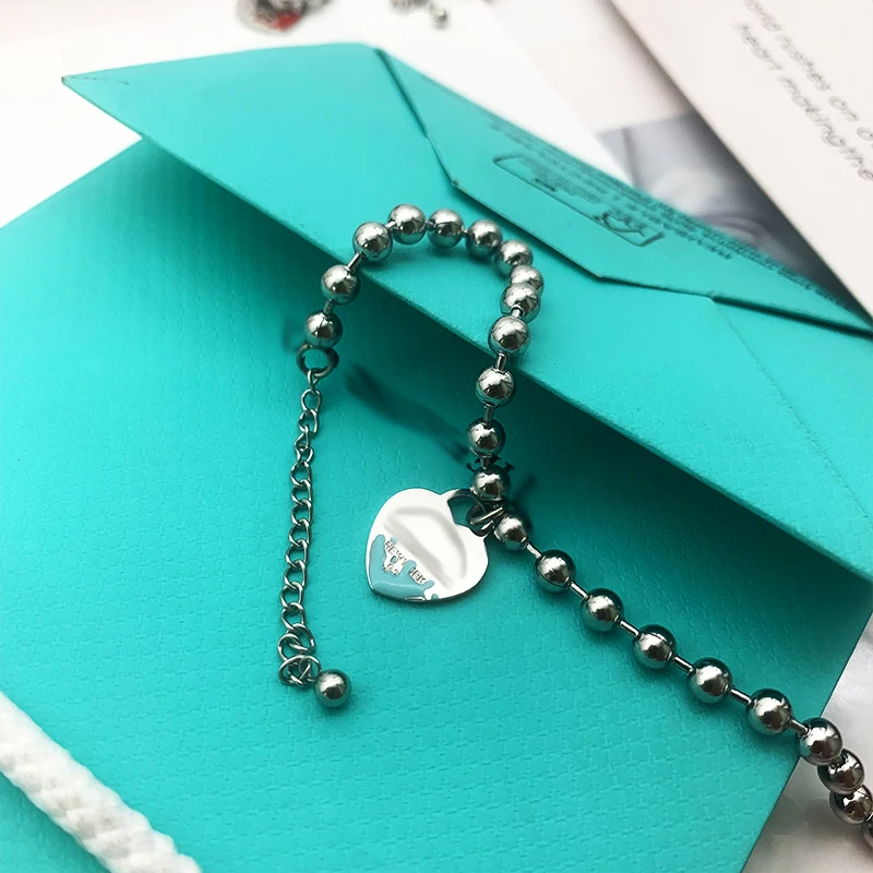 

Heart Bracelets for Women Stainless Steel Bead Chain Bracelet Fashion Simple Couple Bracelet on Hand Wholesale Gifts for Woman