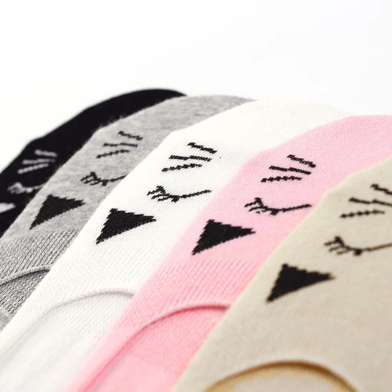 Милые Однотонные эластичные удобные женские короткие носки с котом дышащие