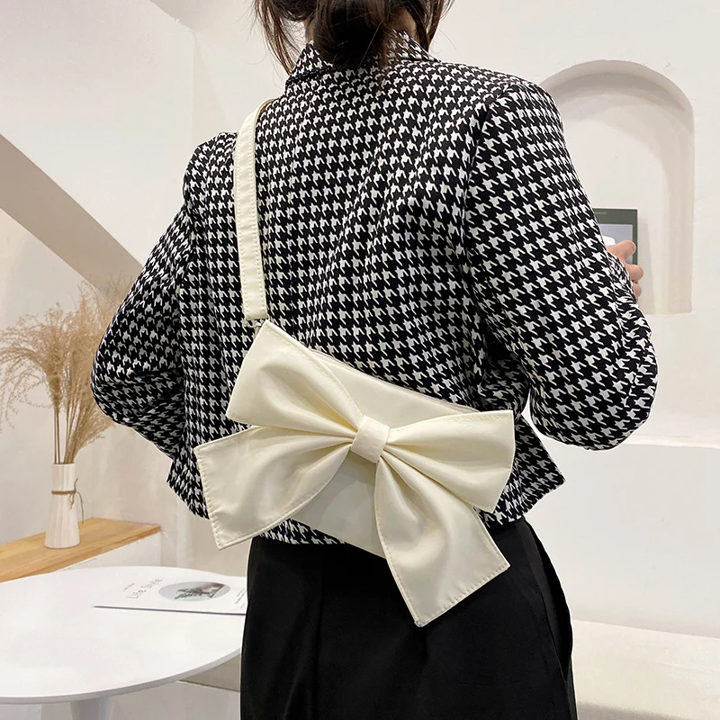 

Cute Bow-knot Small Shoulder Bags for Women Fashion Design Ladies Nylon Crossbody Messenger Bag Retro Female Mini Purse Handbags