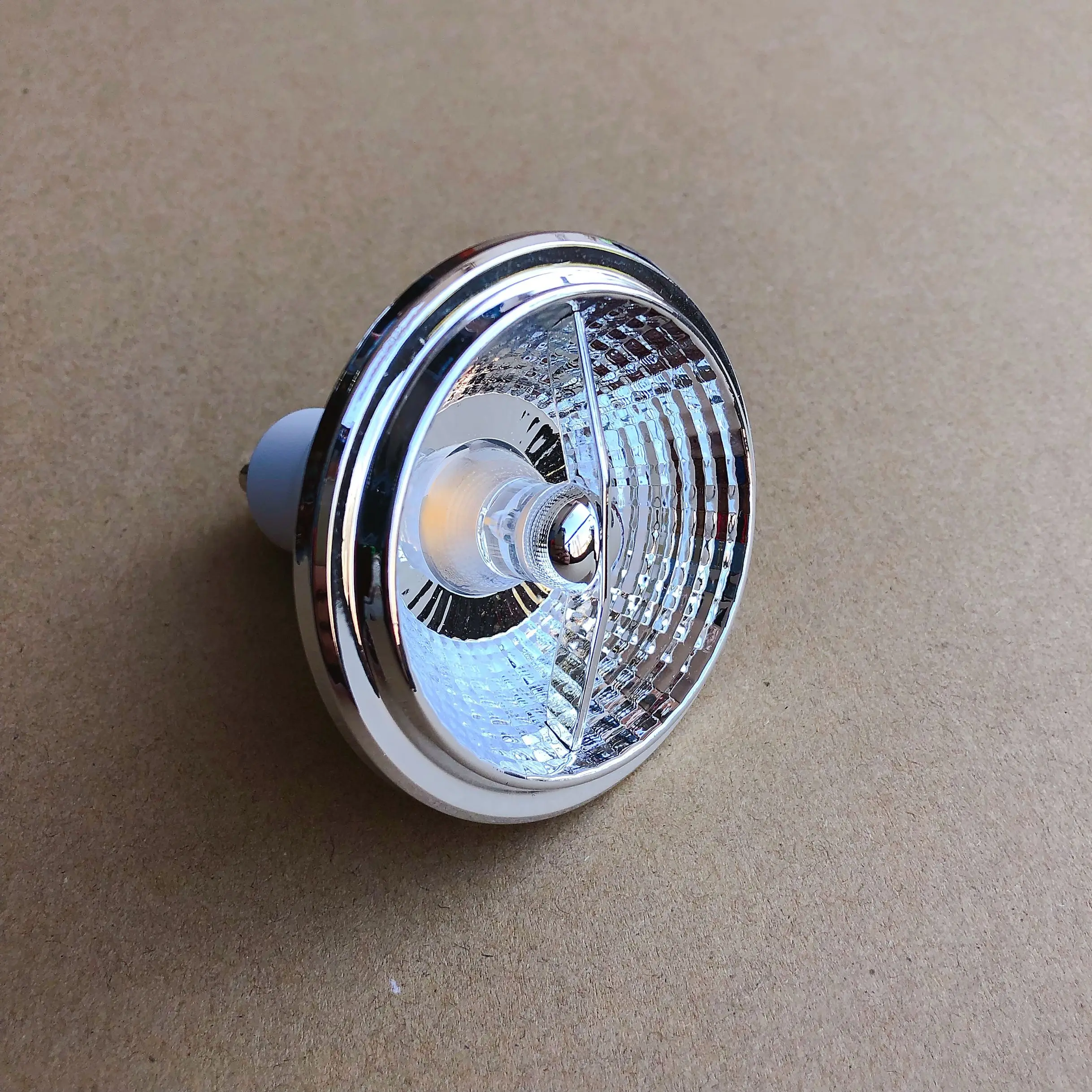 2 шт. COB 7 Вт 10 AR70 |