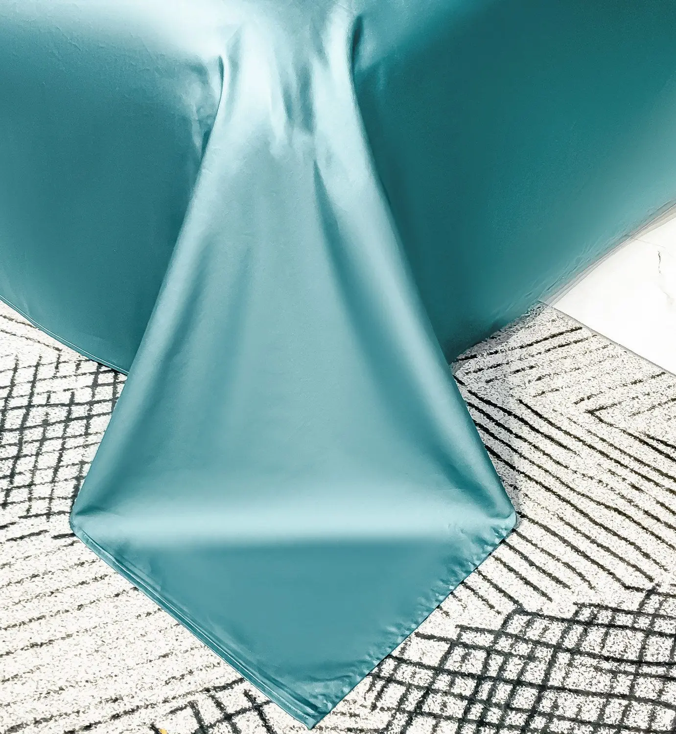 Постельное белье Сатин Гладкокрашеный Вышивка Люкс DHB006 Евро наволочки 4 шт | Дом и