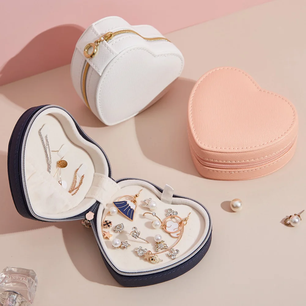 

Leather Heart Round Shaped Jewelry Boxes For Earrings Rings Necklace Portable Mini Travel Jewelry Organizer Case Box 2021 New