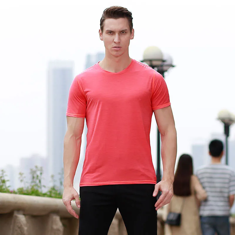 

2673-R- spring and summer new white men's t-shirts Korean version of the wild breathable T-shirt