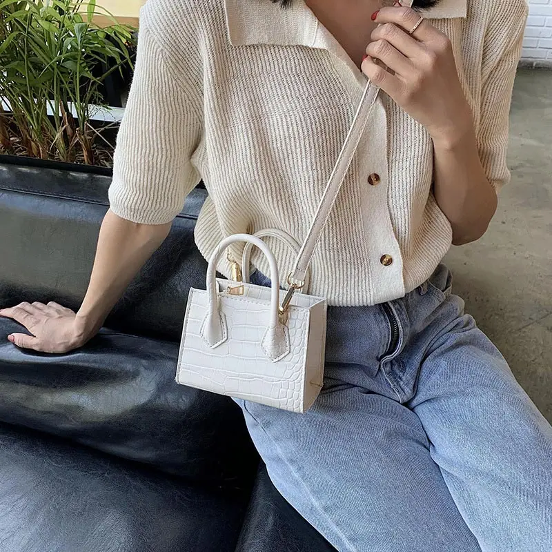 

Elegant Female Ribbon Bow Tote Bag 2020 Summer New High Quality PU Leather Women's Designer Handbag Chain Shoulder Messenger bag