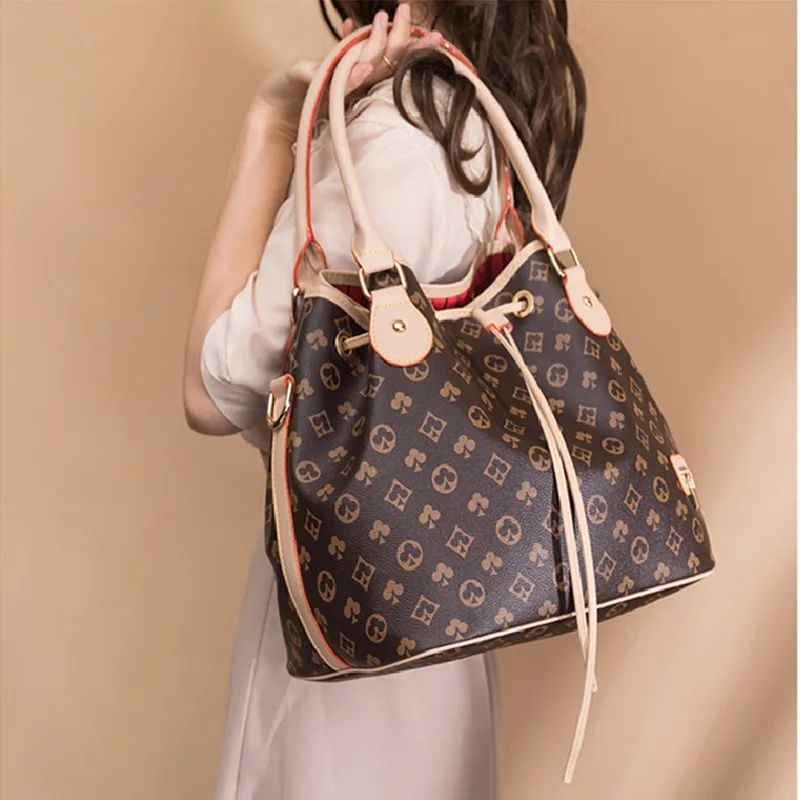

2021 New Fashion Retro Printing Large Capacity Drawstring Portable Bucket Bag High Quality All-match Crossbody Shoulder Bag Cc