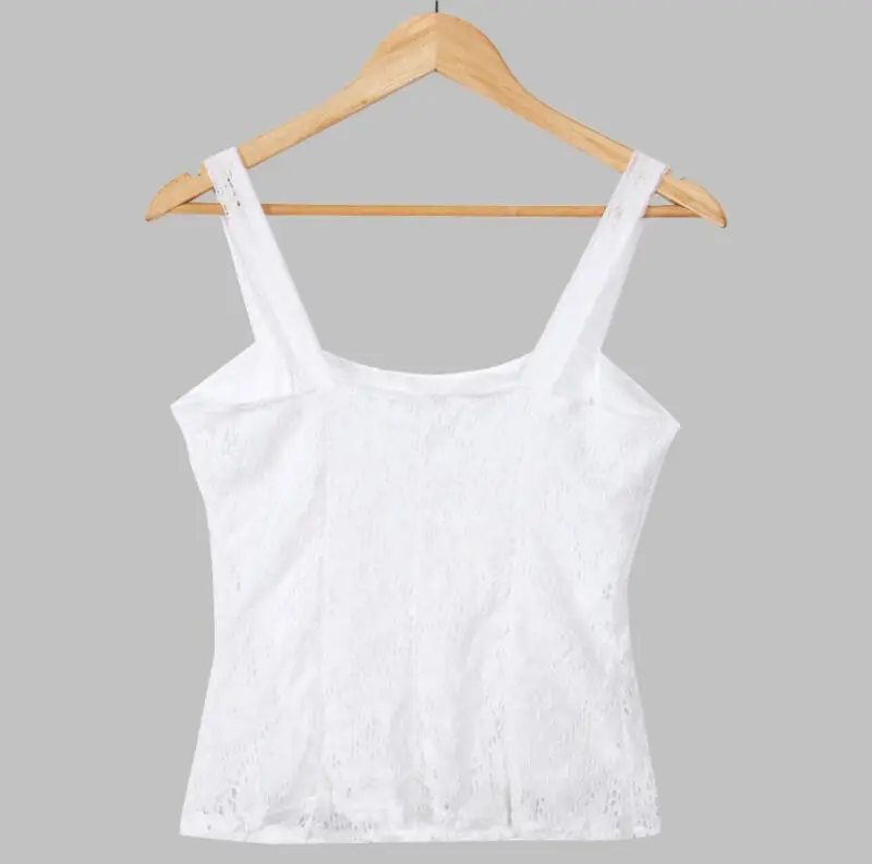 Женская кружевная блузка с рукавами белая облегающая расклешенная майка баской