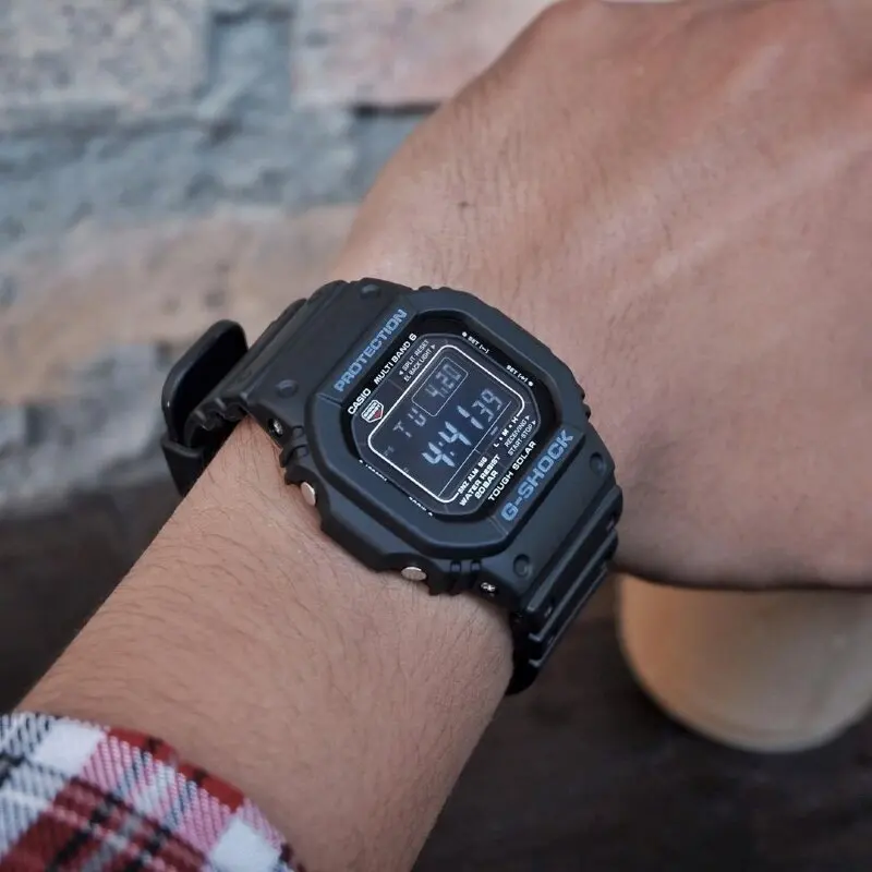 Японские наручные часы Casio G-SHOCK GW-M5610-1B |