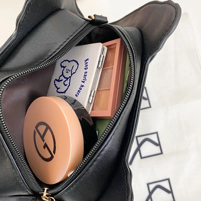 

Women Bag 2021 New Fashion Creativity Personality Sequin Simulation Game Machine Chain Small Bag Women PU Leather Handbags