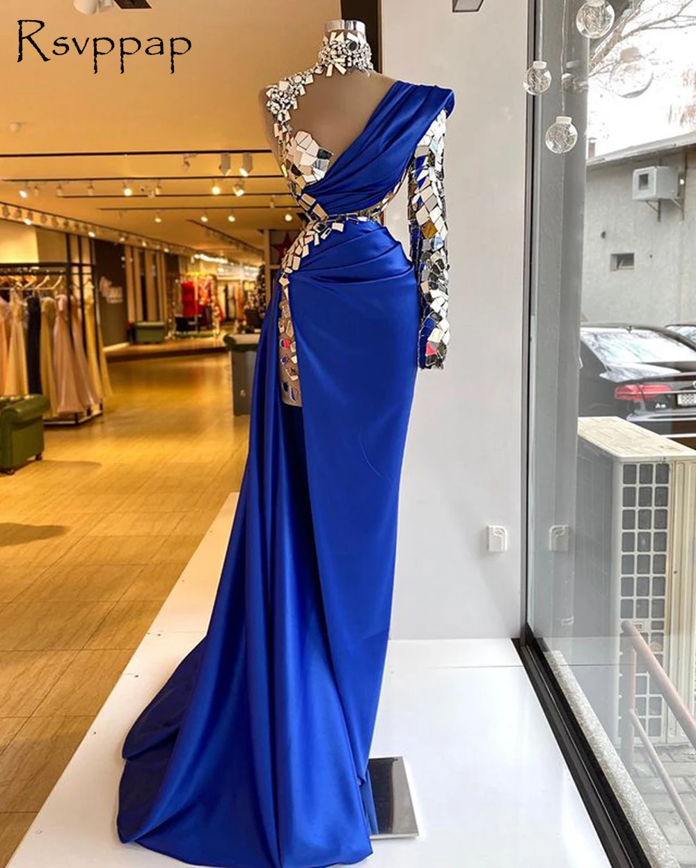 Длинные блестящие вечерние платья 2021 однотонные с длинным рукавом высоким